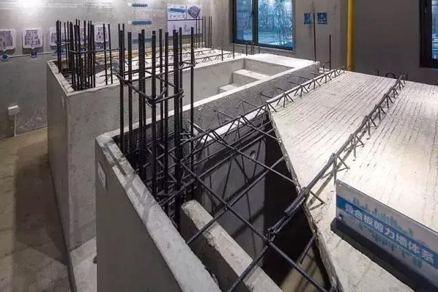 1582609314817499.jpg 通過BIM提前檢驗防止鋼筋碰撞的情況.jpg
